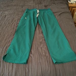 Figs Small Petite Hunter green scrub pants